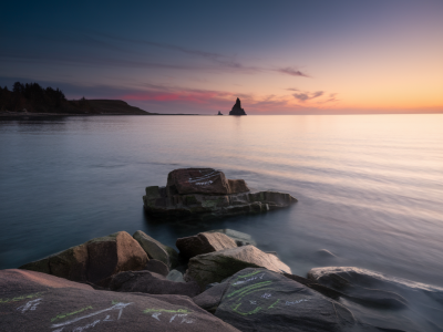 Exactly where to park and walk for a quiet croick sea stack sunrise with step‑by‑step access and tide notes